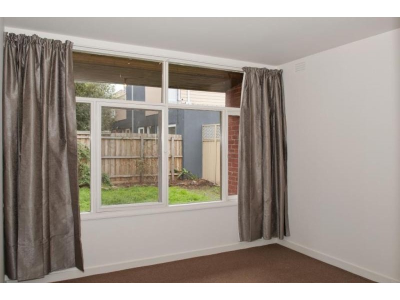 296 Melbourne Road, Newport VIC 3015