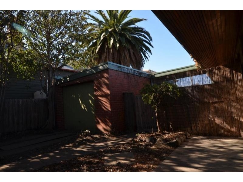 296 Melbourne Road, Newport VIC 3015