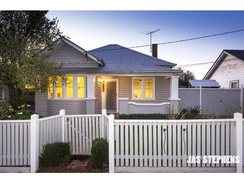 6 Kerr Street, Kingsville VIC 3012