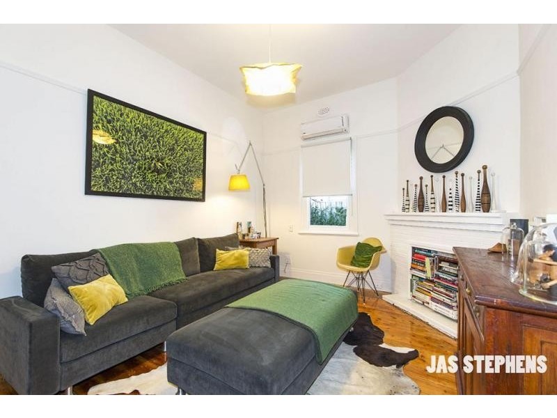 6 Kerr Street, Kingsville VIC 3012