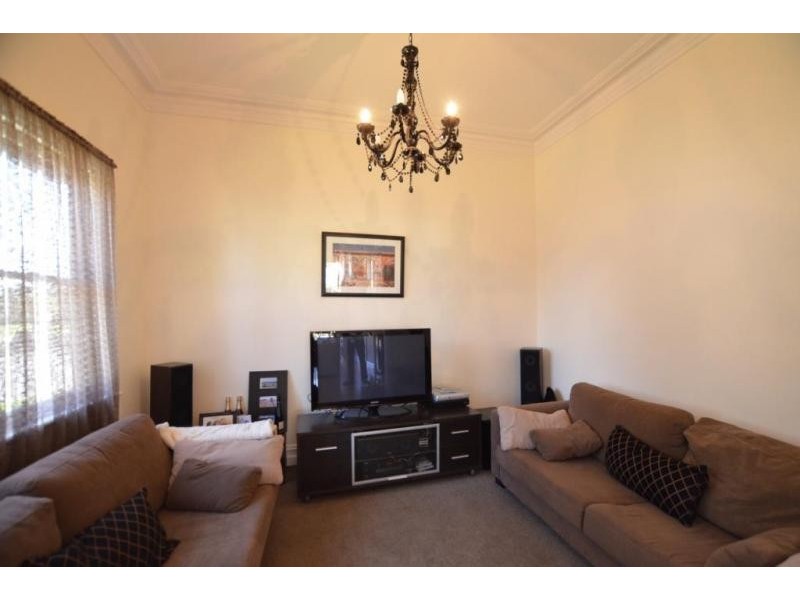 39 The Avenue, Spotswood VIC 3015