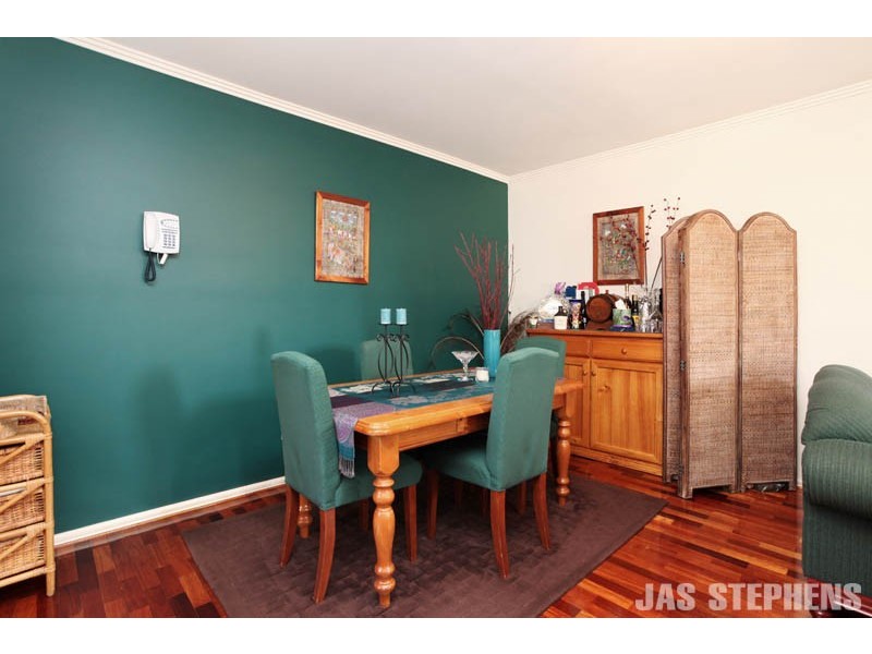 2/103 Raleigh Road, Maribyrnong VIC 3032