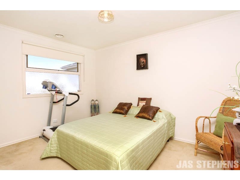 2/103 Raleigh Road, Maribyrnong VIC 3032