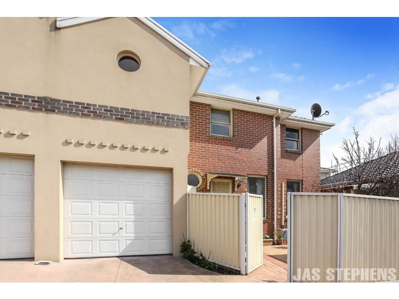 2/103 Raleigh Road, Maribyrnong VIC 3032