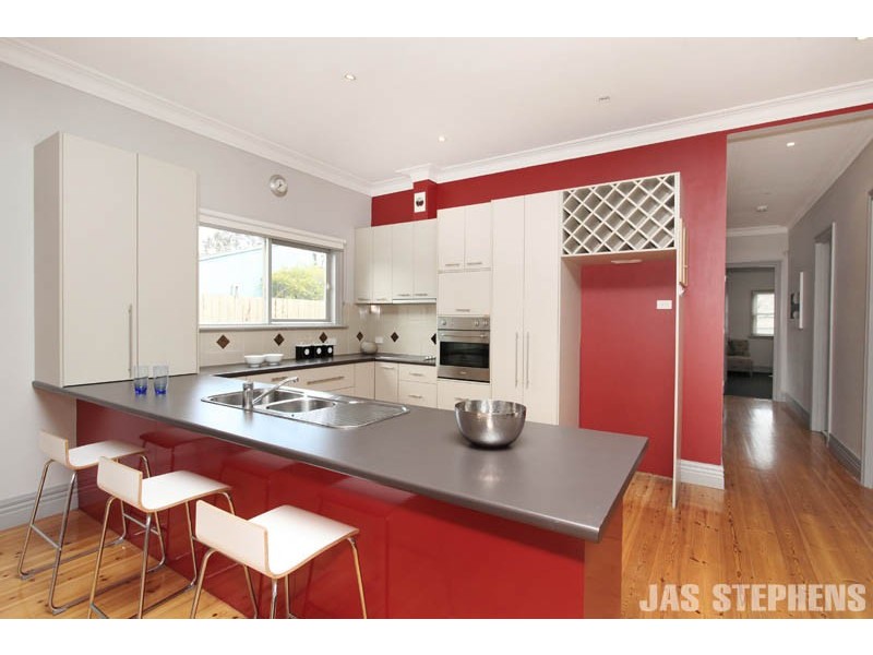 11 Thomas Street, Yarraville VIC 3013