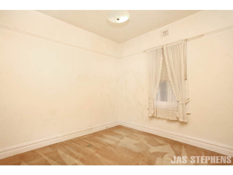 13 Tiernan Street, Footscray VIC 3011