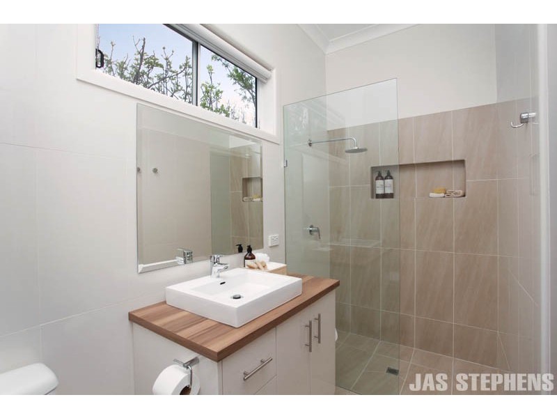 26 Station Road, Seddon VIC 3011