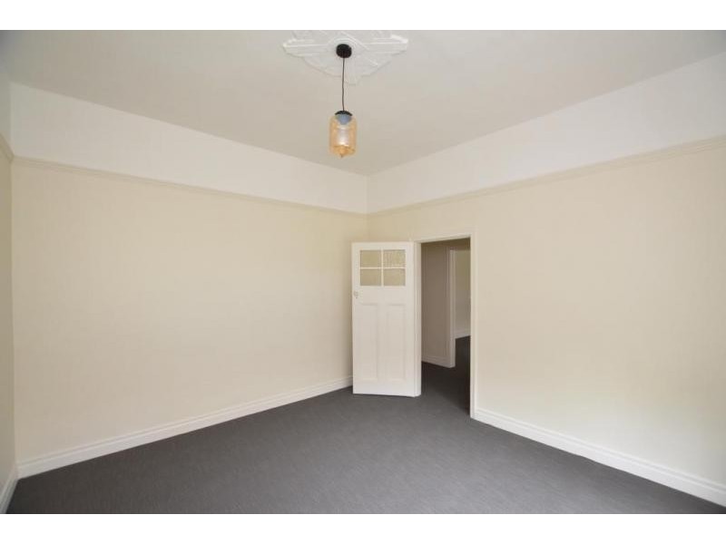 30 Warleigh Road, West Footscray VIC 3012