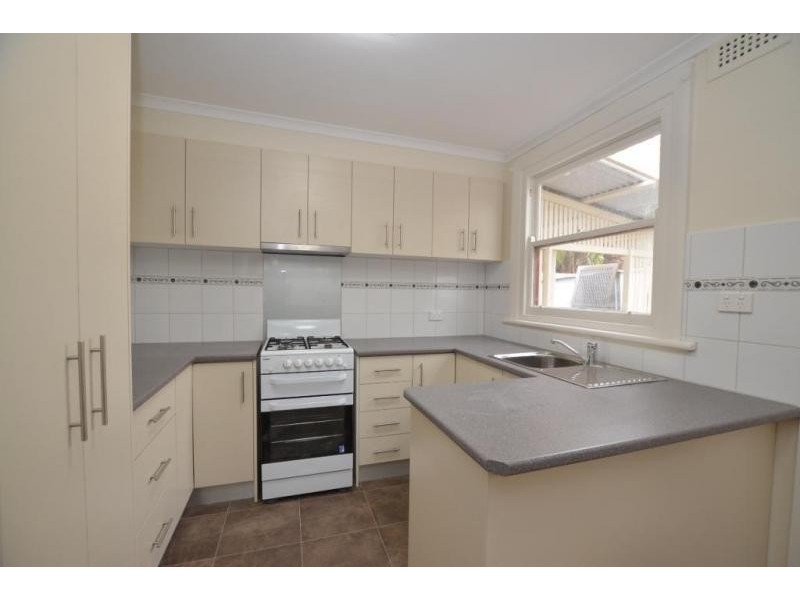 30 Warleigh Road, West Footscray VIC 3012