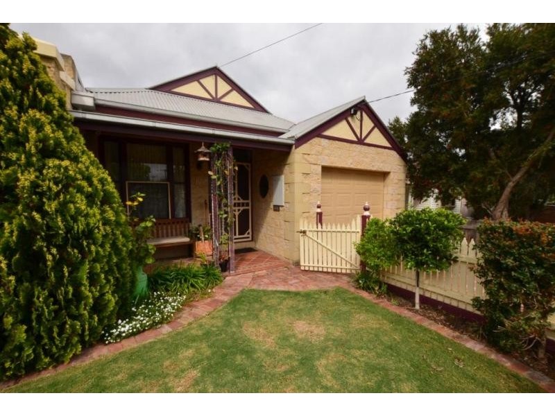 73 Parsons Street, Sunshine VIC 3020