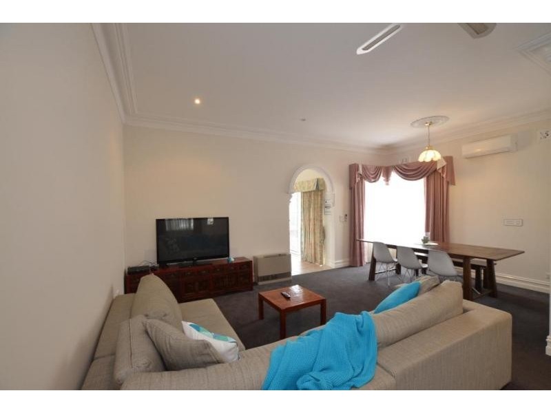73 Parsons Street, Sunshine VIC 3020