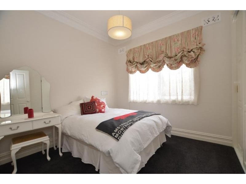 73 Parsons Street, Sunshine VIC 3020