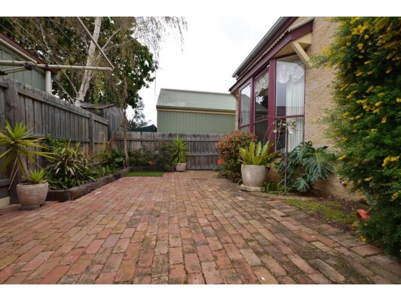 73 Parsons Street, Sunshine VIC 3020