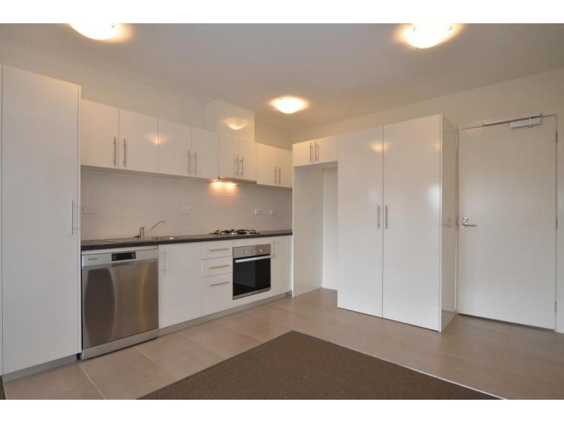 4/24 Empire Street, Footscray VIC 3011