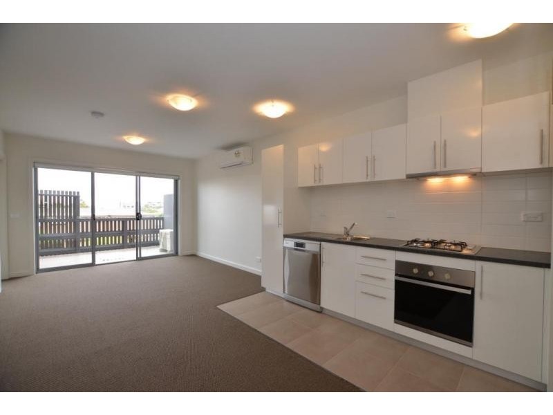 4/24 Empire Street, Footscray VIC 3011