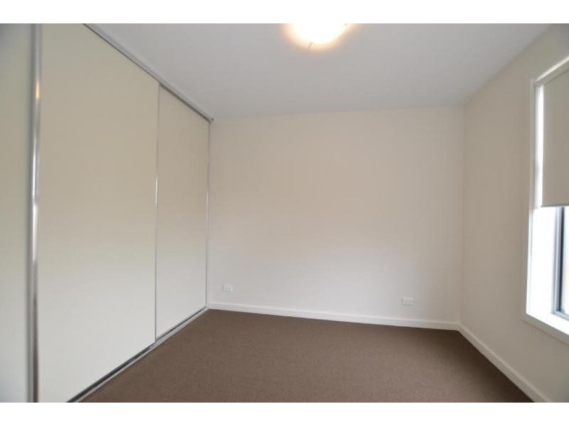 4/24 Empire Street, Footscray VIC 3011