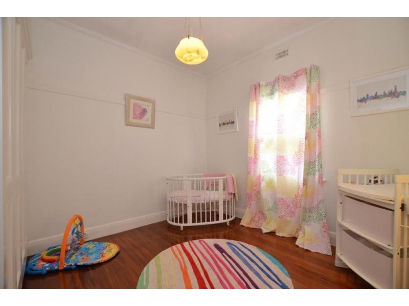 32 Tucker Street, West Footscray VIC 3012