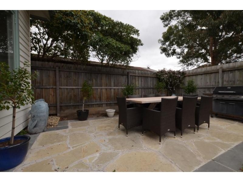 32 Tucker Street, West Footscray VIC 3012