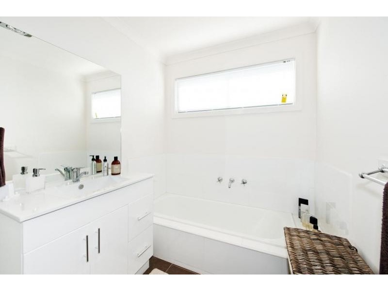 2/8 Govan Street, Footscray VIC 3011