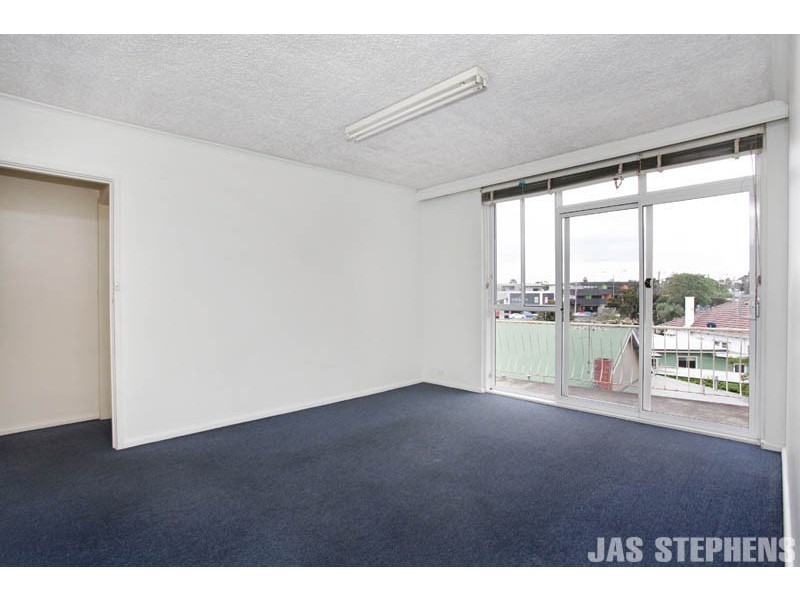 9/3 Lewis Street, Kingsville VIC 3012