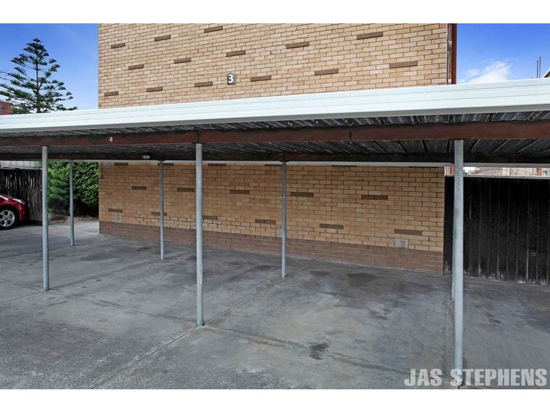 9/3 Lewis Street, Kingsville VIC 3012