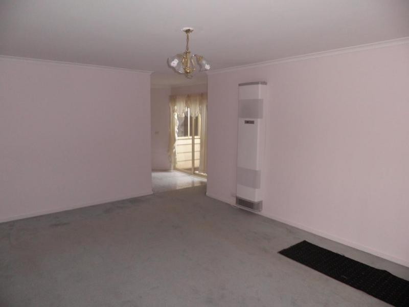 8 Pearce Street, Yarraville VIC 3013