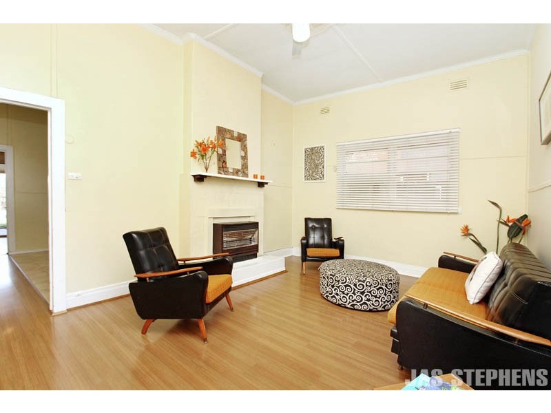 13 Kingsville Street, Kingsville VIC 3012