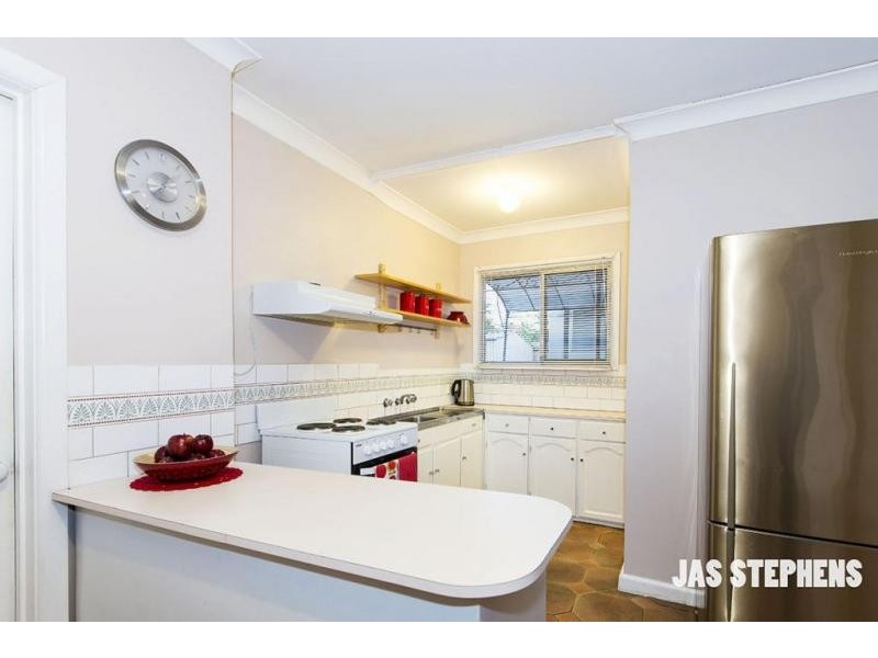 8 Rooney Street, Maidstone VIC 3012