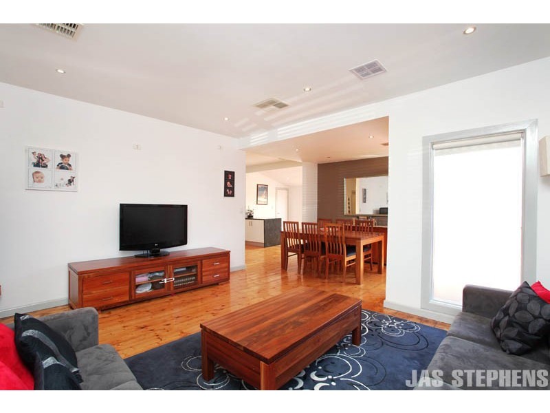 157 Suffolk Street, West Footscray VIC 3012