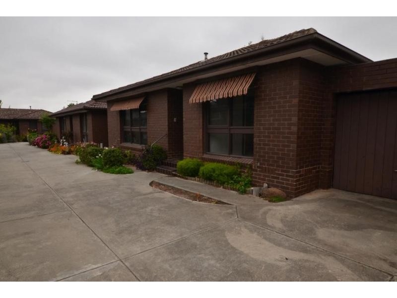 4/121 Essex Street, West Footscray VIC 3012