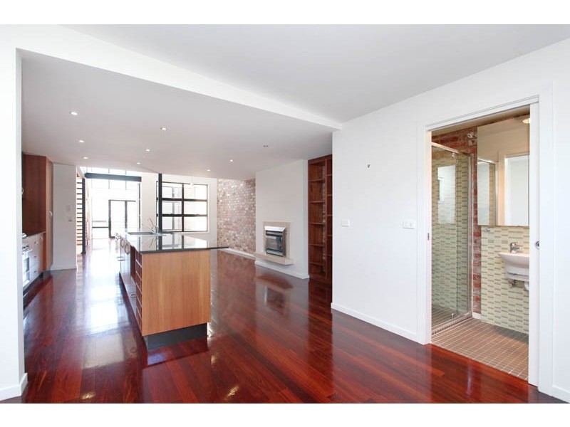 1/2 Bilston Street, Seddon VIC 3011