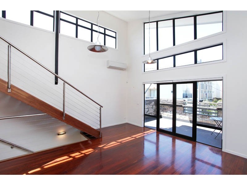 1/2 Bilston Street, Seddon VIC 3011
