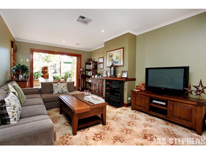 215 Essex Street, West Footscray VIC 3012