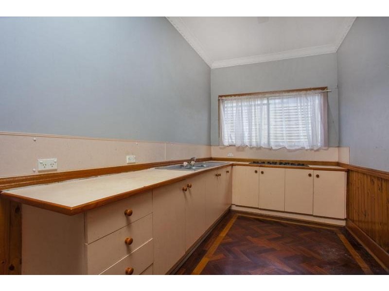 34 Dunedin Street, Maidstone VIC 3012