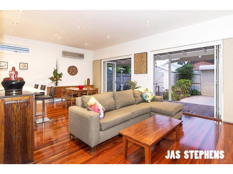 164 Queensville Street, Kingsville VIC 3012