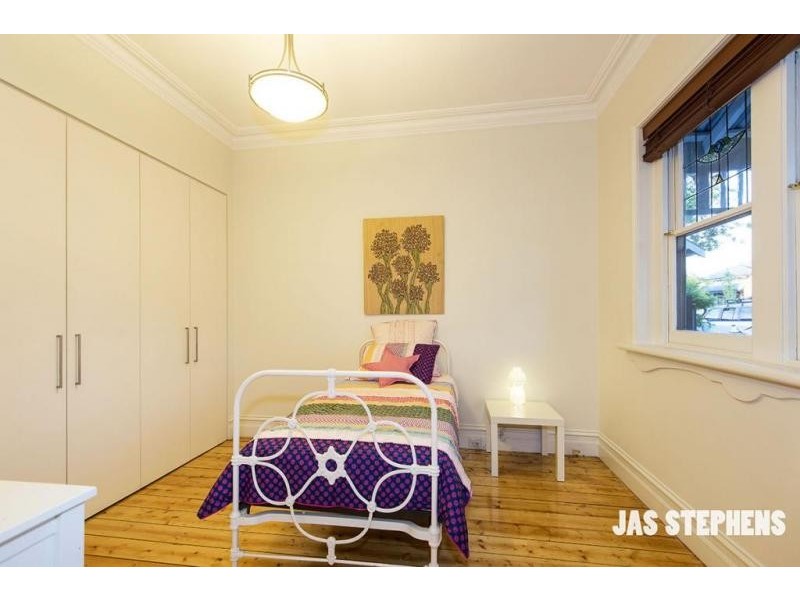 164 Queensville Street, Kingsville VIC 3012