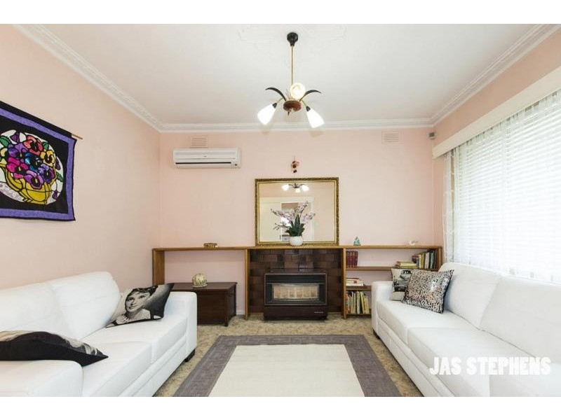 6 Tucker Street, West Footscray VIC 3012