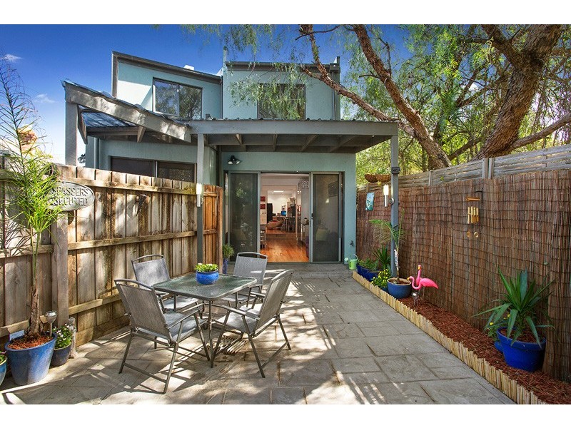 1/14A Pole Street, Seddon VIC 3011