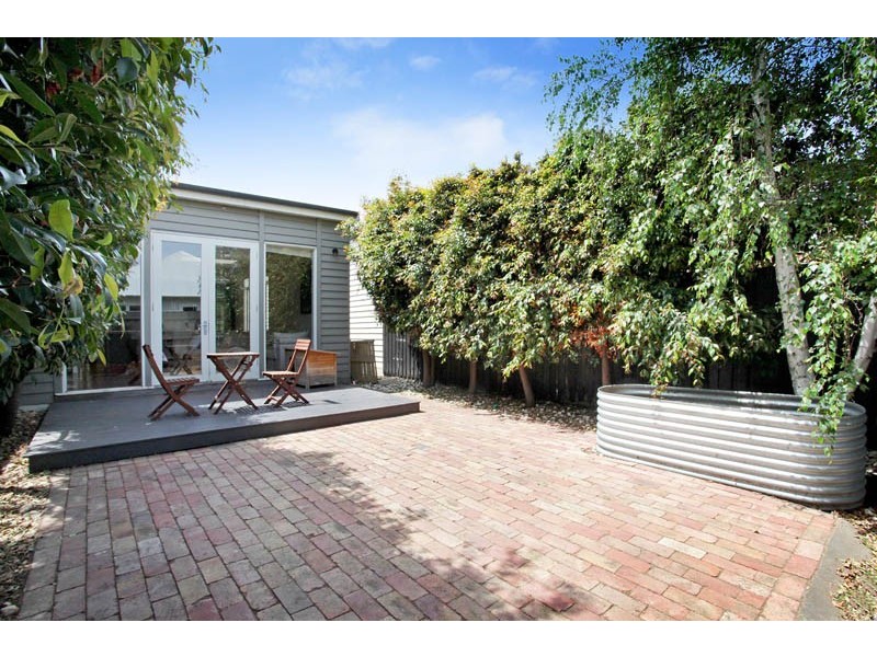 29 Station Road, Seddon VIC 3011