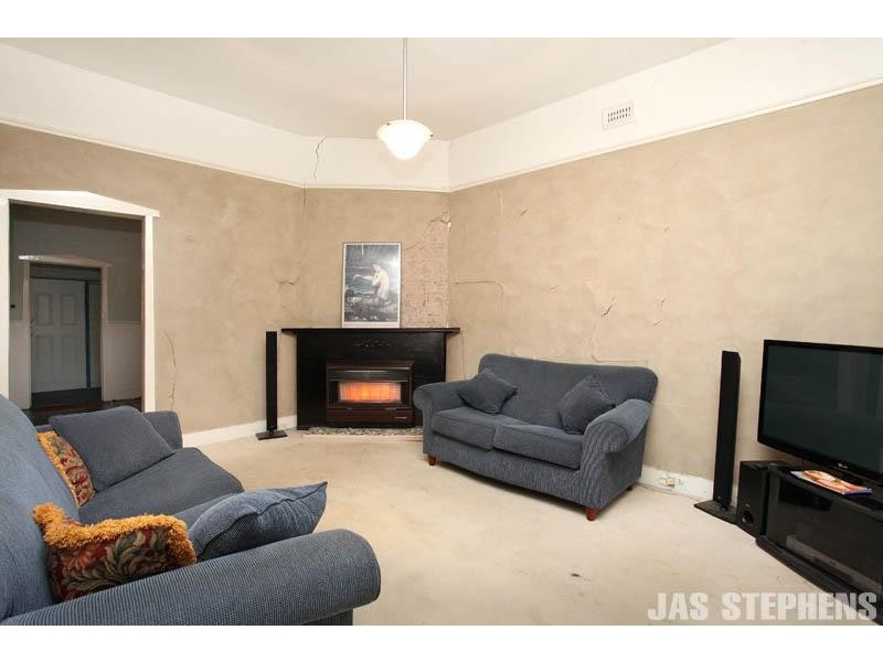 9 Dyson Street, West Footscray VIC 3012