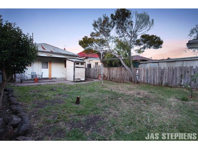 9 Dyson Street, West Footscray VIC 3012