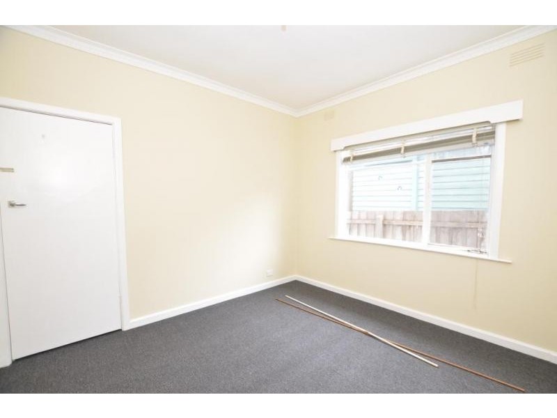 17 St Leonards Avenue, Yarraville VIC 3013