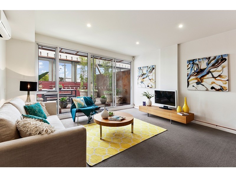 4/72 Cross Street, Footscray VIC 3011