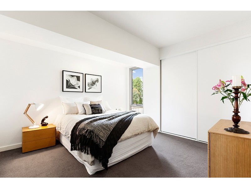 4/72 Cross Street, Footscray VIC 3011