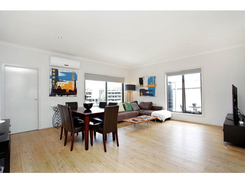 2/24 Hancock Cr, Braybrook VIC 3019