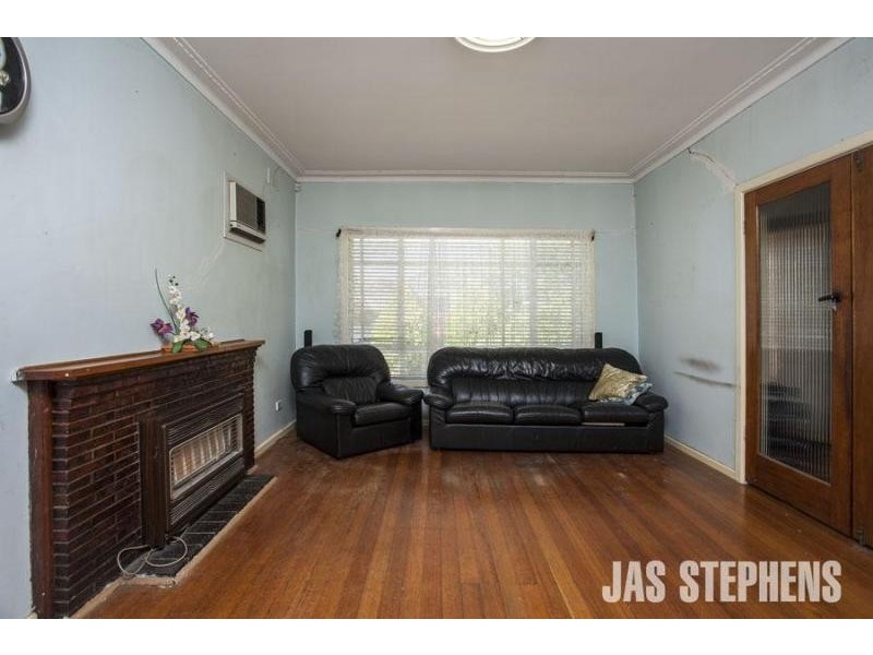 46 Suffolk Street, Maidstone VIC 3012