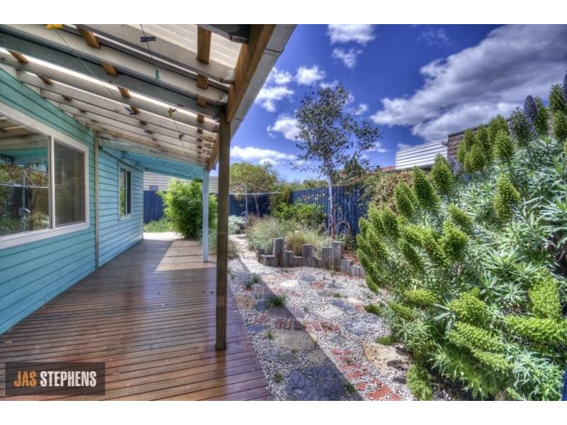 21 Howard Street, Maidstone VIC 3012