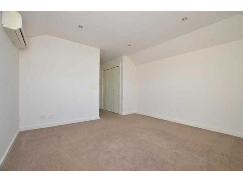 61 O’Farrell Street, Yarraville VIC 3013