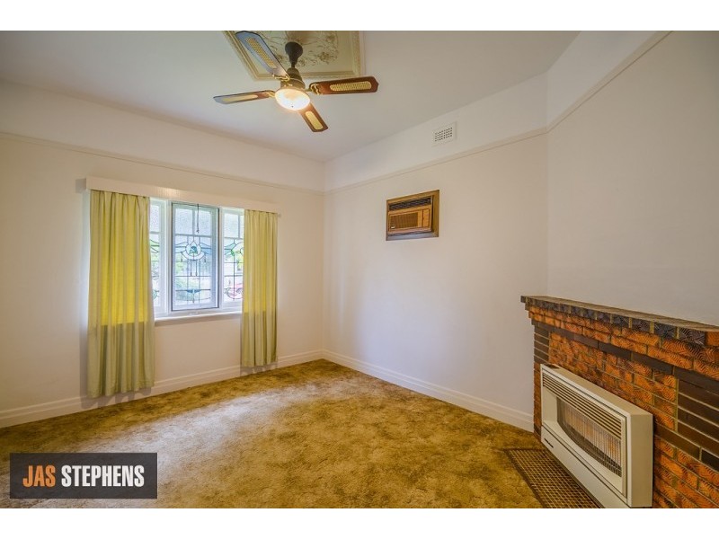 78 Empress Avenue, Kingsville VIC 3012