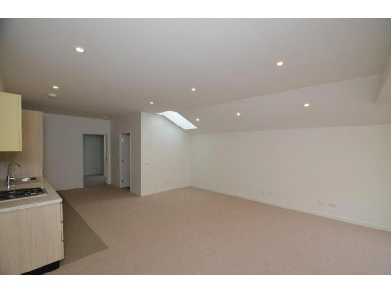 203/64 Cross Street, Footscray VIC 3011